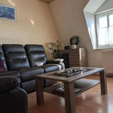 Ambiente-an-der-elbe-wohnung-og Apartament
